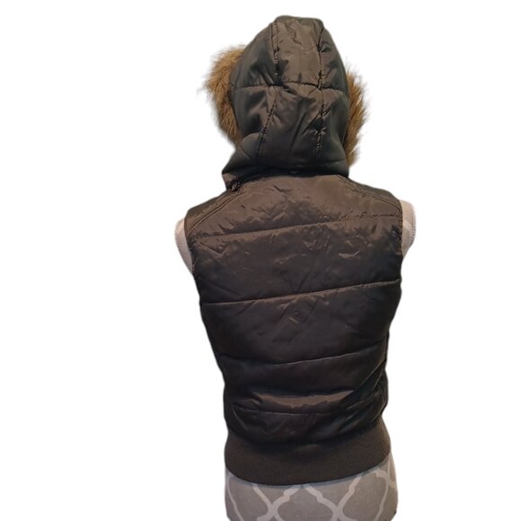 BONGO S Quilted Vest with Faux Fur Detachable Hood (4924) - Picture 3 of 10